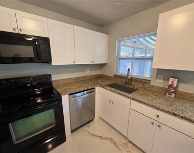 3406 Murrow Street - Photo Thumbnail 10