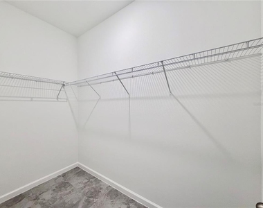 9136 Cape Cod Road - Photo Thumbnail 16