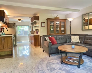 5214 27th Avenue S - Photo Thumbnail 9
