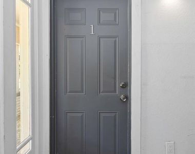 779 4th Avenue N - Photo Thumbnail 5