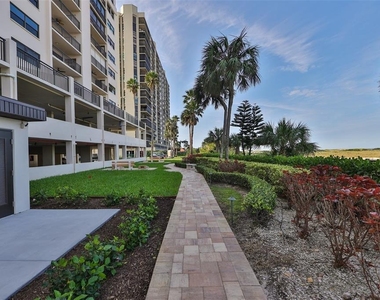1270 Gulf Boulevard - Photo Thumbnail 32