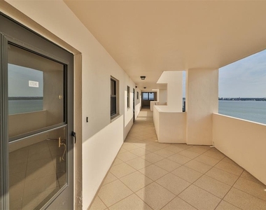 1270 Gulf Boulevard - Photo Thumbnail 2