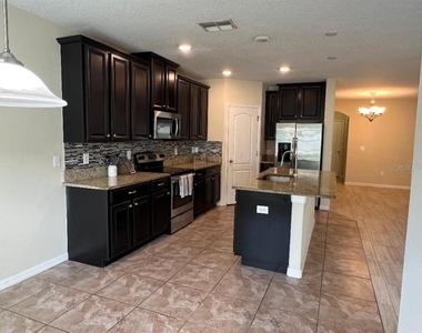 1142 Ballard Green Place - Photo Thumbnail 3