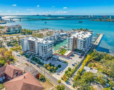 900 N Osceola - Photo Thumbnail 1