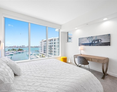 900 N Osceola - Photo Thumbnail 11
