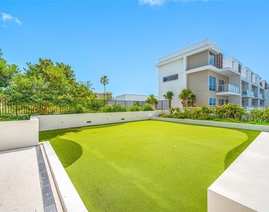 900 N Osceola - Photo Thumbnail 38