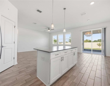 122 Inman Boulevard - Photo Thumbnail 11