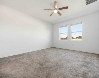 122 Inman Boulevard - Photo Thumbnail 20