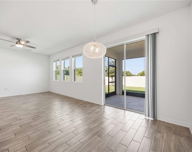122 Inman Boulevard - Photo Thumbnail 12