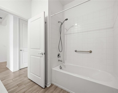 122 Inman Boulevard - Photo Thumbnail 18
