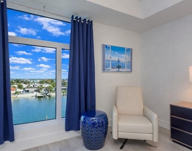 415 Island Way - Photo Thumbnail 20