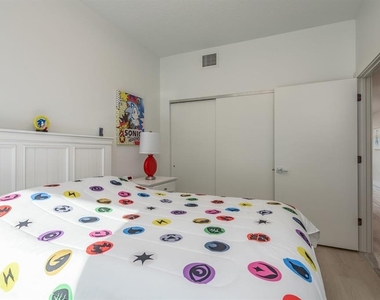 415 Island Way - Photo Thumbnail 24