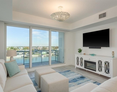 415 Island Way - Photo Thumbnail 5