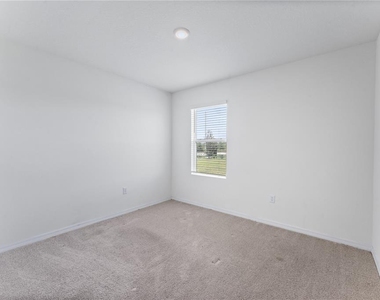 5038 Foxglove Circle - Photo Thumbnail 14