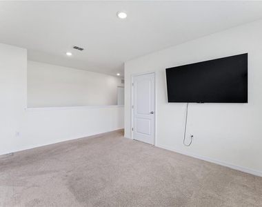5038 Foxglove Circle - Photo Thumbnail 23
