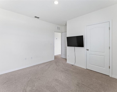 5038 Foxglove Circle - Photo Thumbnail 26