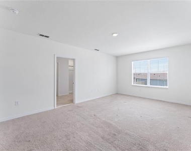 5038 Foxglove Circle - Photo Thumbnail 16