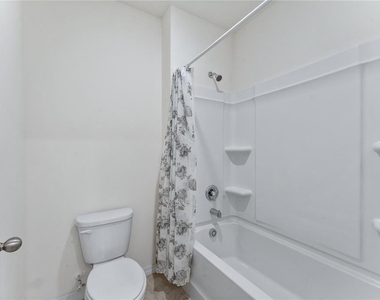 5038 Foxglove Circle - Photo Thumbnail 40