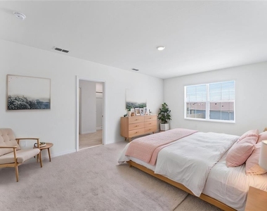 5038 Foxglove Circle - Photo Thumbnail 17