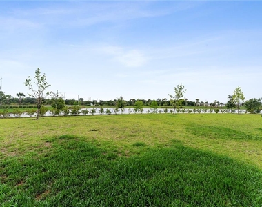 5038 Foxglove Circle - Photo Thumbnail 43