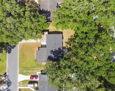 535 W Palmeden Drive - Photo Thumbnail 60