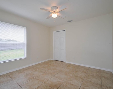 1607 Avondale Ridge Drive - Photo Thumbnail 15