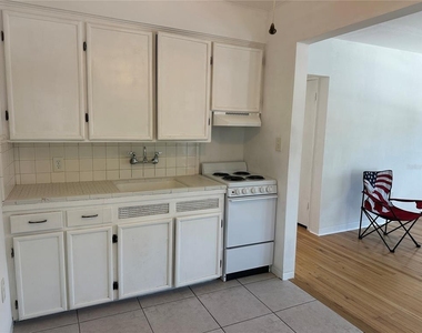 1800 Pass A Grille Way - Photo Thumbnail 5
