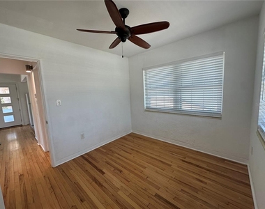 1800 Pass A Grille Way - Photo Thumbnail 7