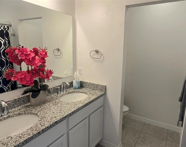 5539 Maddie Drive - Photo Thumbnail 31