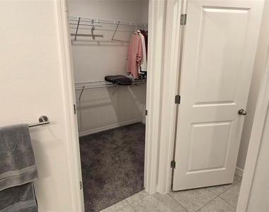 5539 Maddie Drive - Photo Thumbnail 18