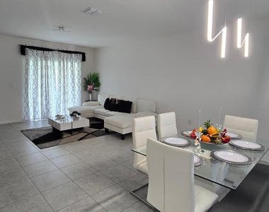 5539 Maddie Drive - Photo Thumbnail 14