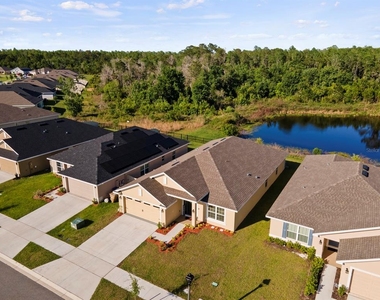 4224 Sagefield Drive - Photo Thumbnail 3