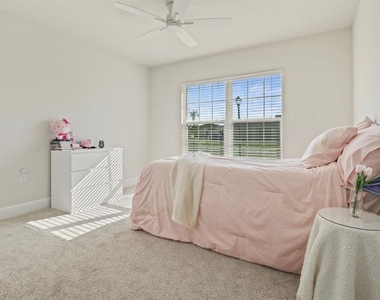 4224 Sagefield Drive - Photo Thumbnail 15