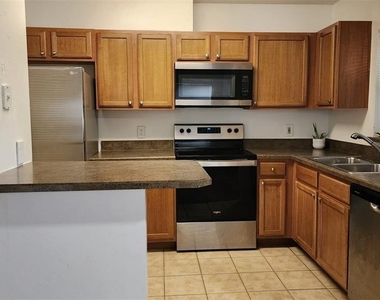 5436 E Michigan Street - Photo Thumbnail 2