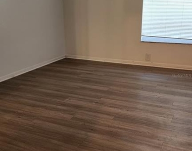 5436 E Michigan Street - Photo Thumbnail 9