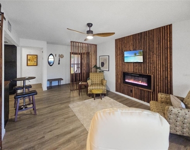 623 Midway Drive - Photo Thumbnail 6