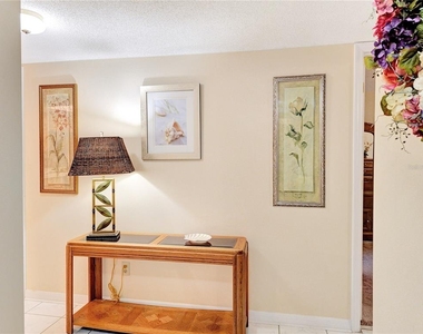 700 Midway Drive - Photo Thumbnail 3