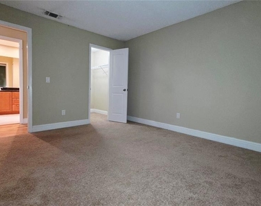 5416 E Michigan Street - Photo Thumbnail 17
