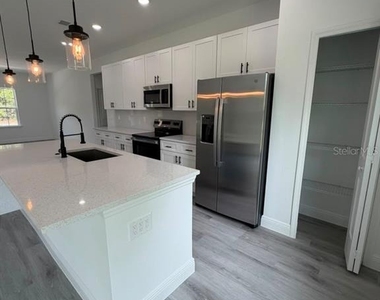 5978 Sw 154th Lane Road - Photo Thumbnail 3