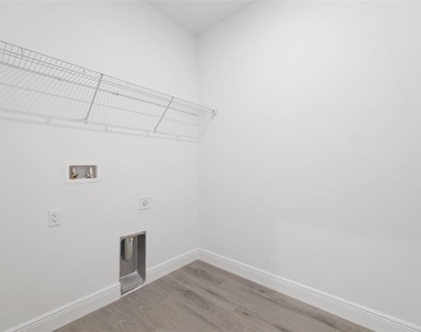 14152 Sw 44th Avenue - Photo Thumbnail 23