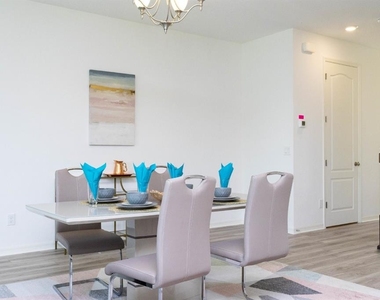 624 Benoi Drive - Photo Thumbnail 10