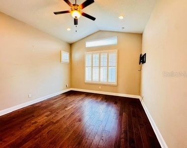 7761 Laureate Boulevard - Photo Thumbnail 4