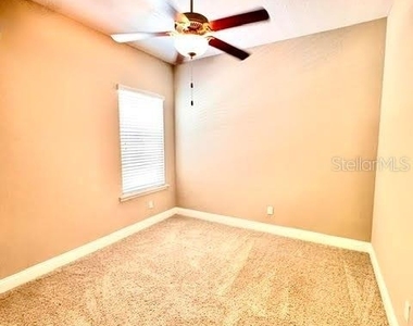 7761 Laureate Boulevard - Photo Thumbnail 17