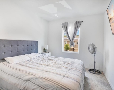 2986 Canary Avenue - Photo Thumbnail 11