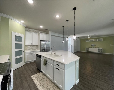 4501 Baler Trails Drive - Photo Thumbnail 12