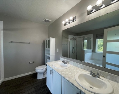 4501 Baler Trails Drive - Photo Thumbnail 19