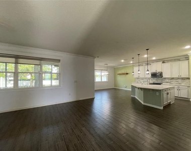 4501 Baler Trails Drive - Photo Thumbnail 7