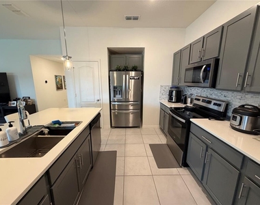 1127 Seedorf Drive - Photo Thumbnail 19