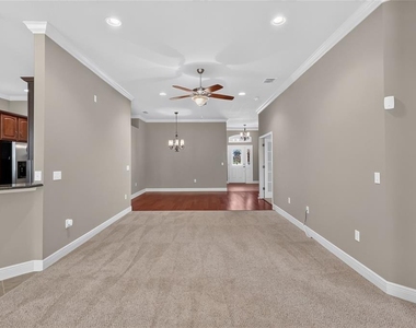 1105 Stoney Creek Boulevard - Photo Thumbnail 5