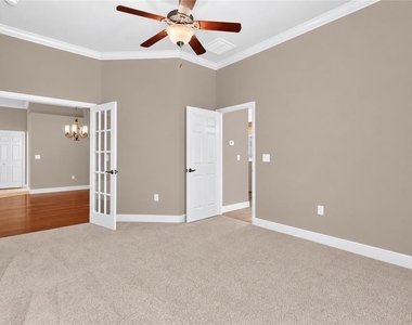 1105 Stoney Creek Boulevard - Photo Thumbnail 14